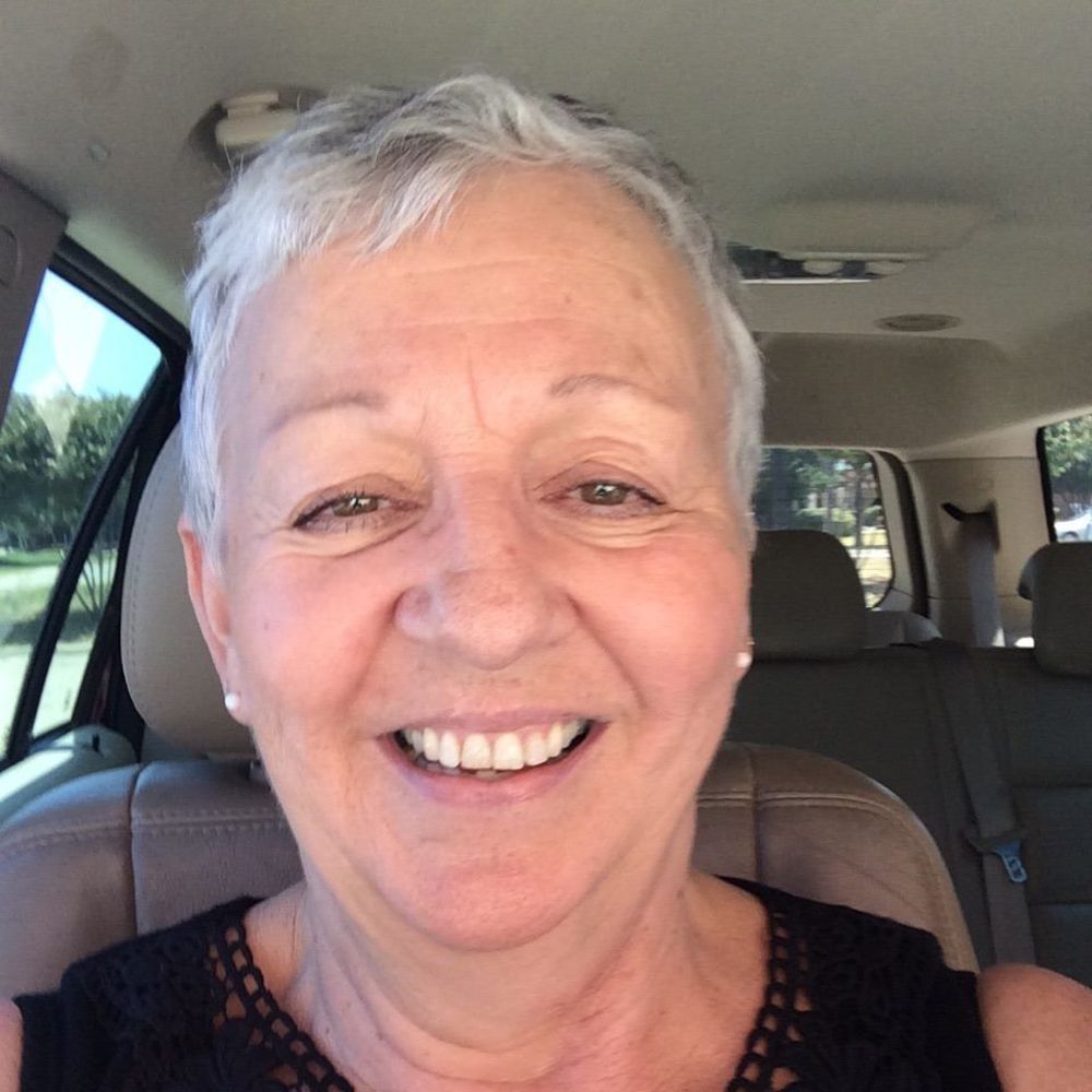 Meet your Posher, Catherine